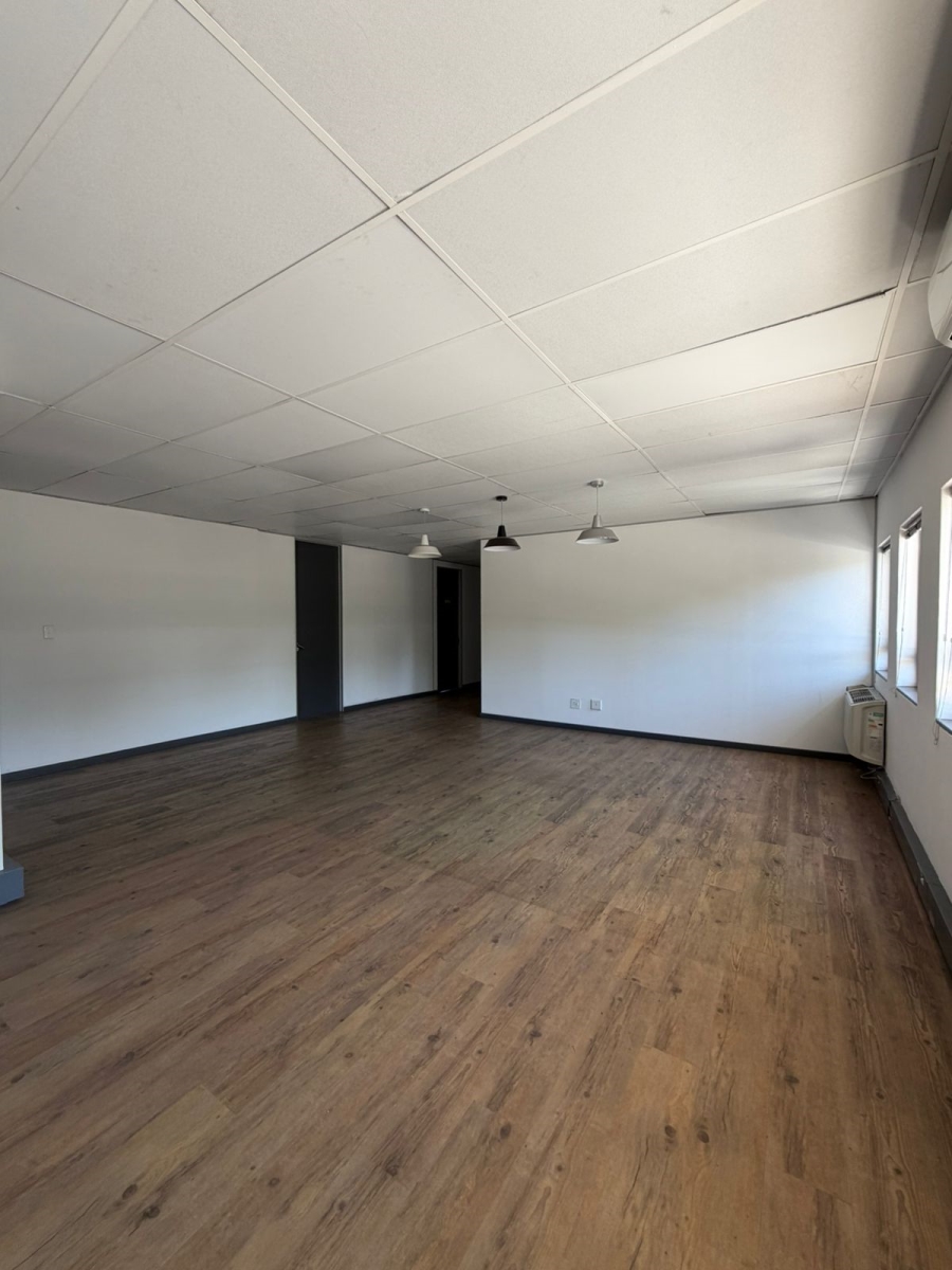 To Let commercial Property for Rent in Hyde Park Gauteng