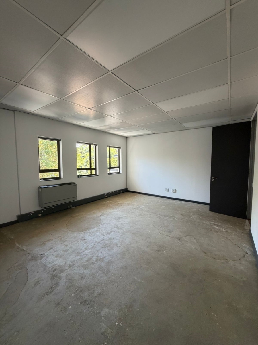 To Let commercial Property for Rent in Hyde Park Gauteng