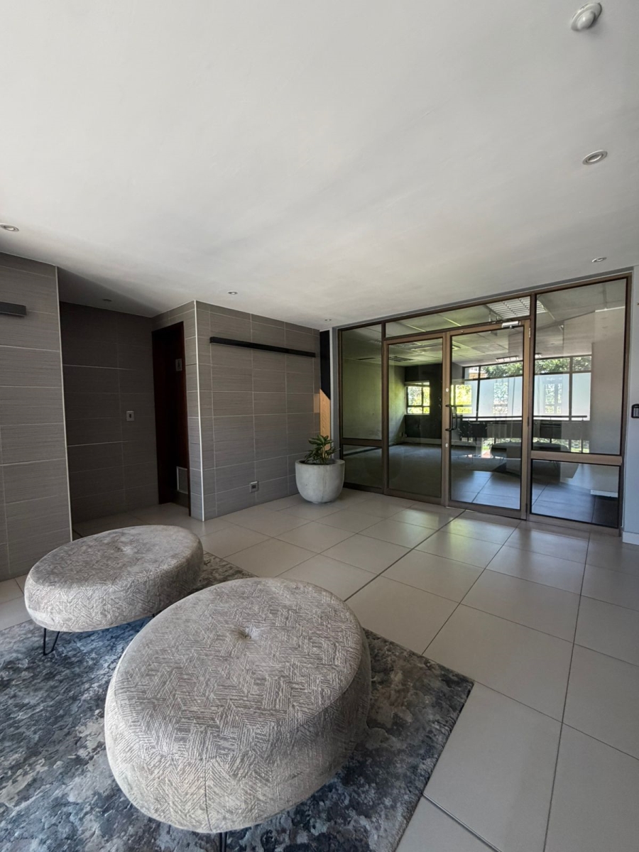 To Let commercial Property for Rent in Hyde Park Gauteng