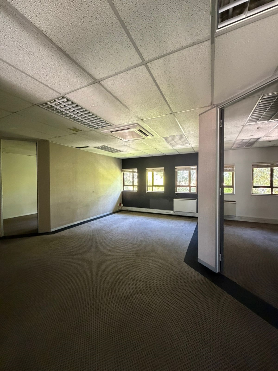 To Let commercial Property for Rent in Hyde Park Gauteng