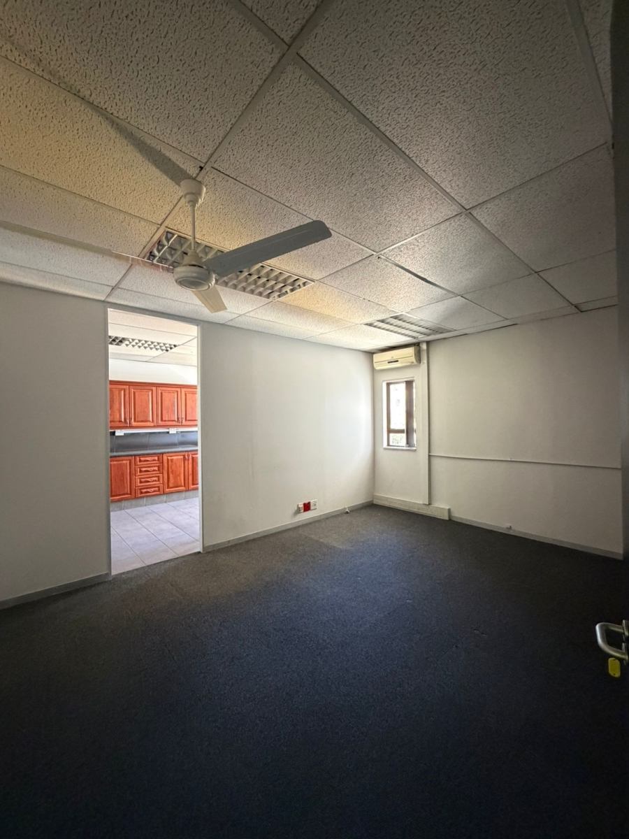 To Let commercial Property for Rent in Hyde Park Gauteng