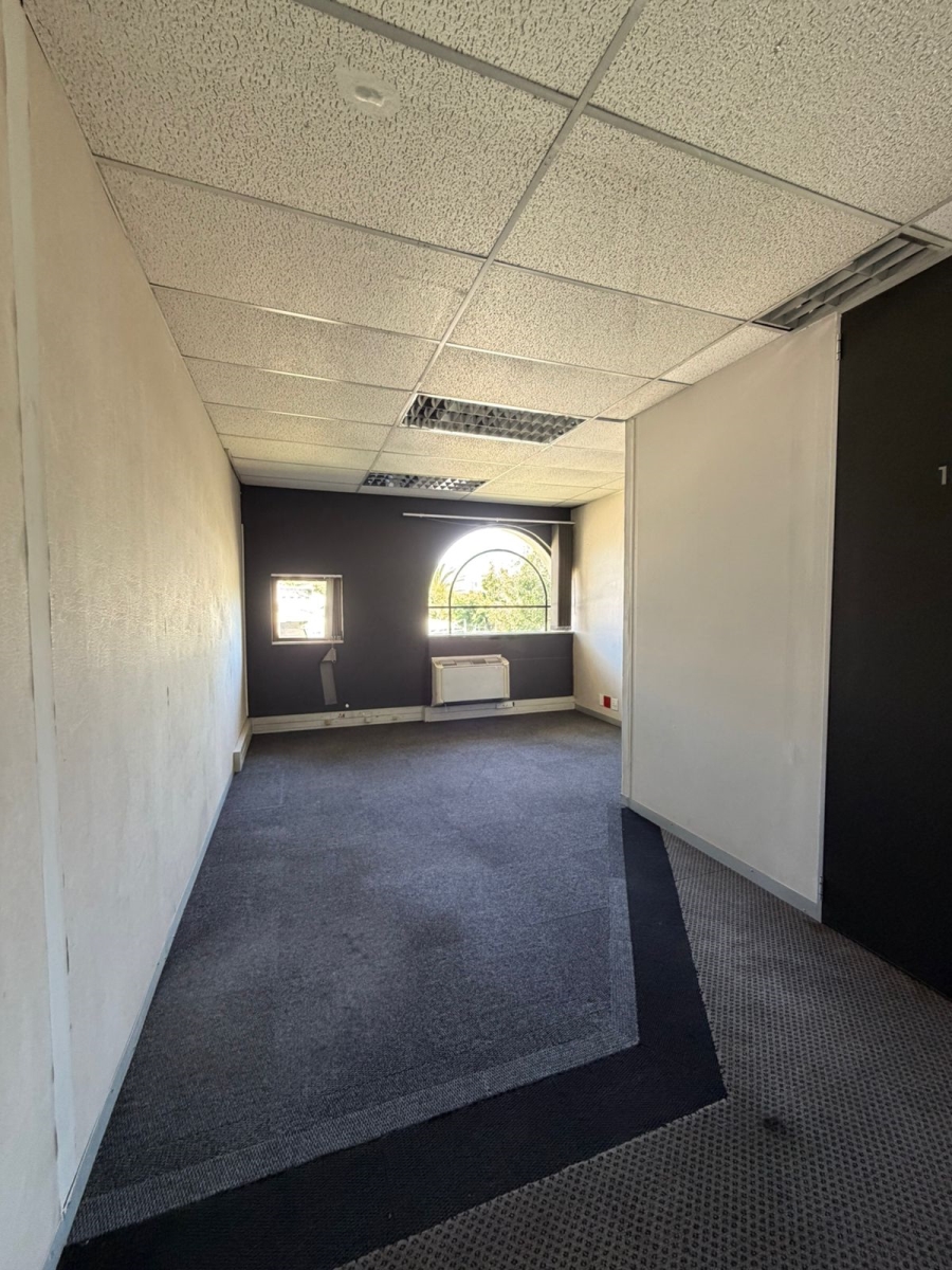 To Let commercial Property for Rent in Hyde Park Gauteng