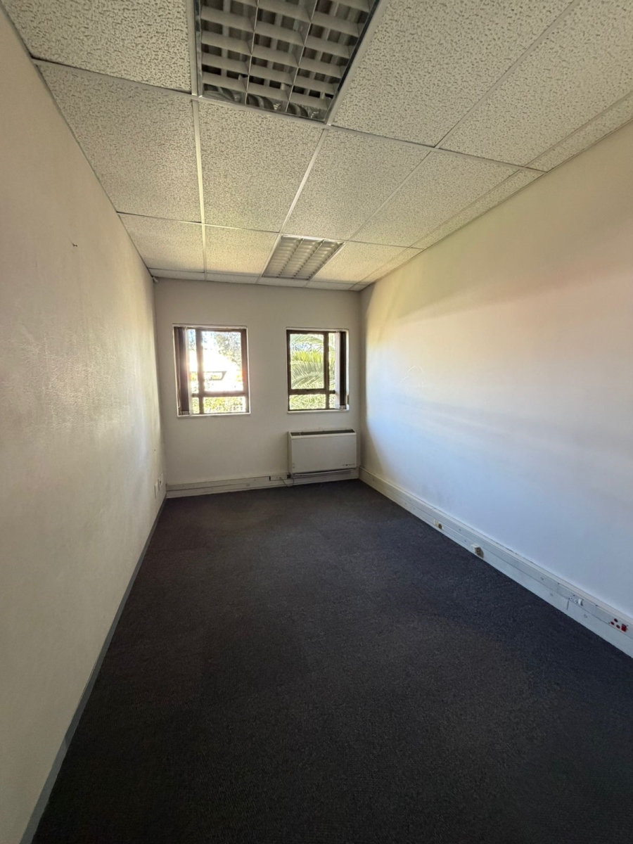 To Let commercial Property for Rent in Hyde Park Gauteng