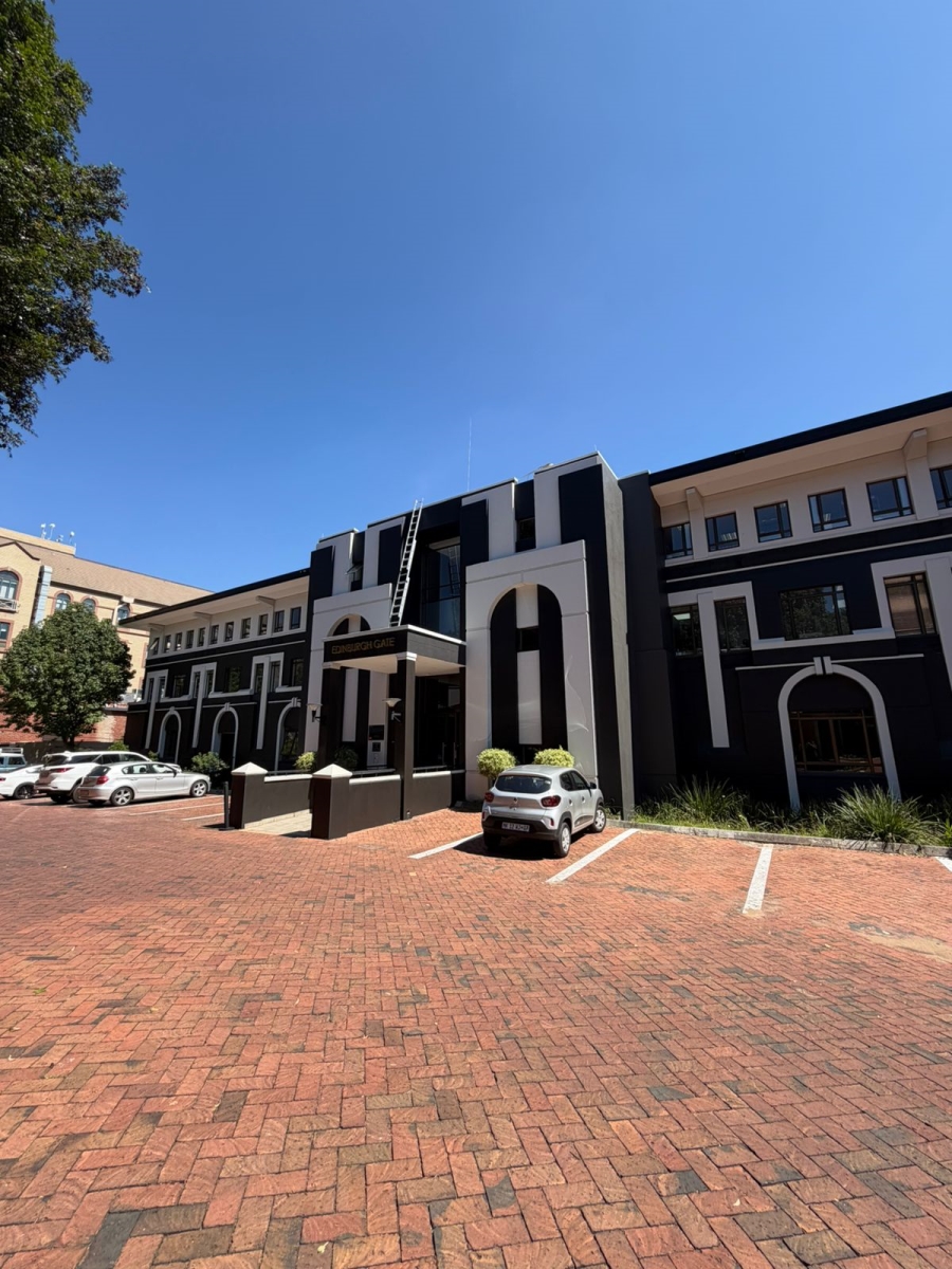 To Let commercial Property for Rent in Hyde Park Gauteng