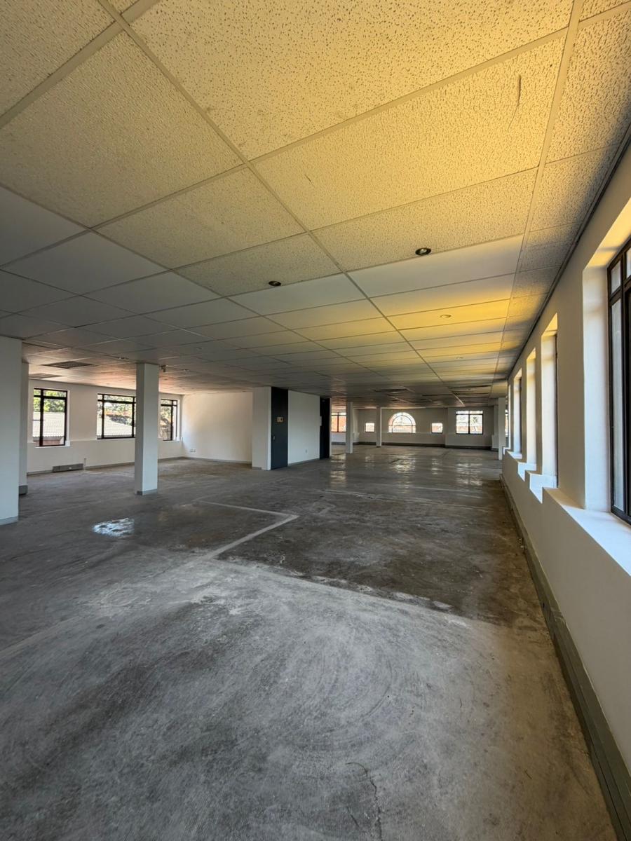 To Let commercial Property for Rent in Hyde Park Gauteng