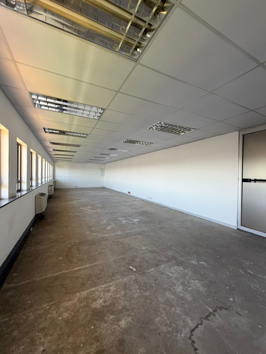 To Let commercial Property for Rent in Hyde Park Gauteng