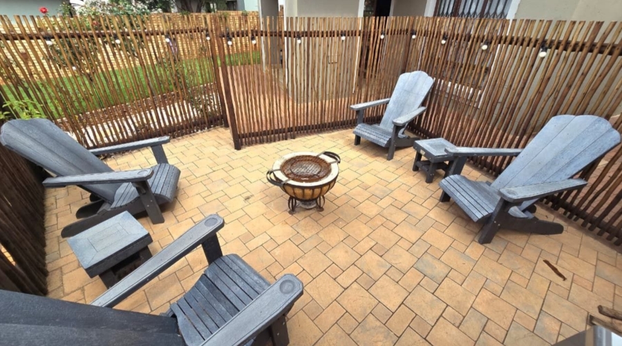 3 Bedroom Property for Sale in Monavoni Gauteng