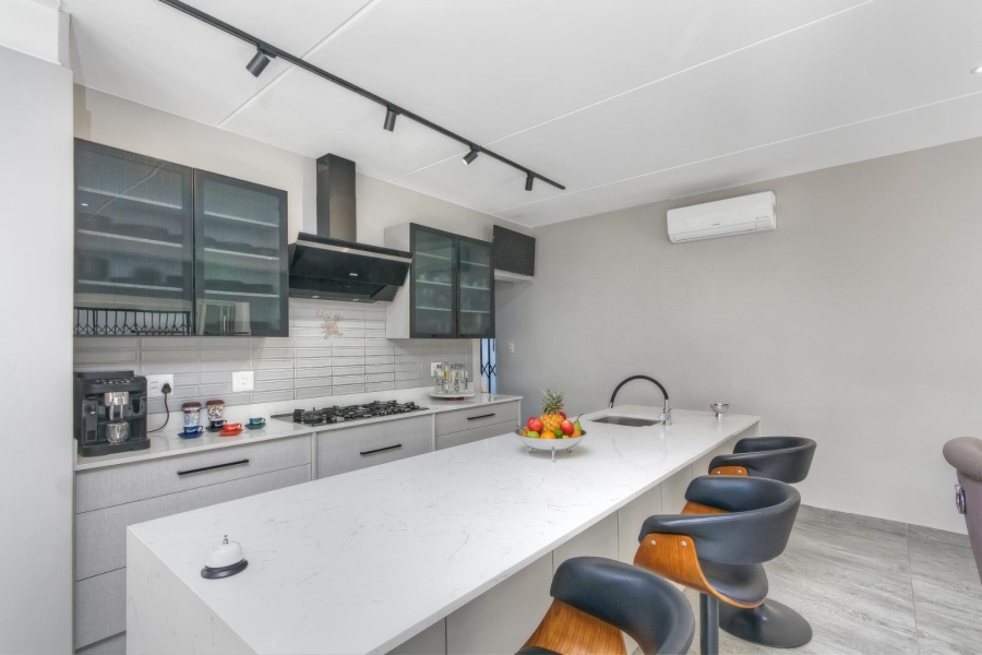 To Let 4 Bedroom Property for Rent in Carlswald Gauteng