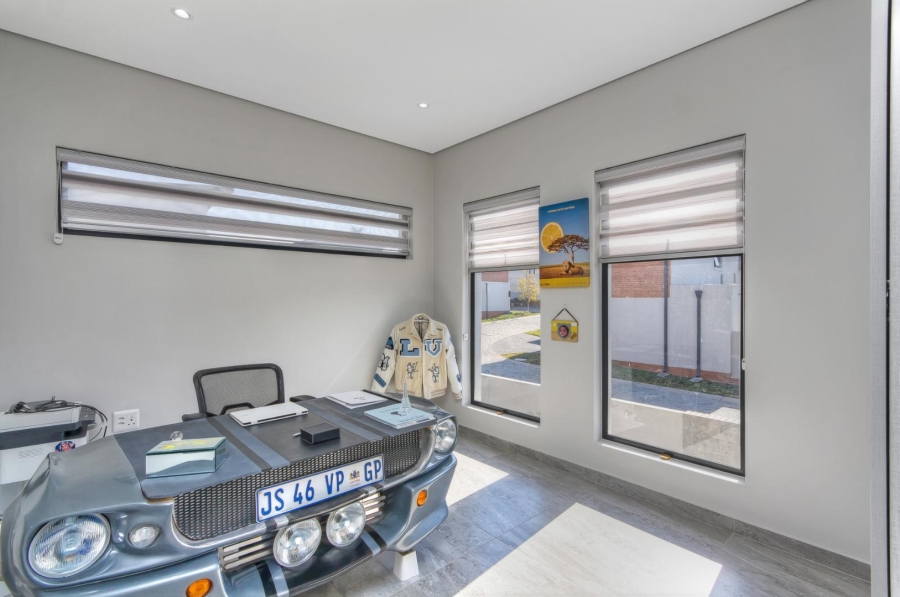 To Let 4 Bedroom Property for Rent in Carlswald Gauteng