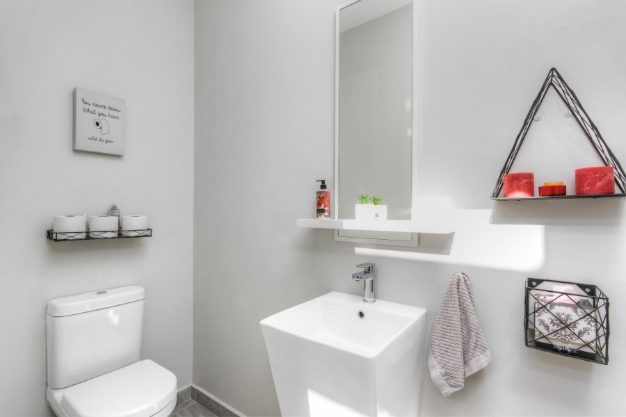 To Let 4 Bedroom Property for Rent in Carlswald Gauteng