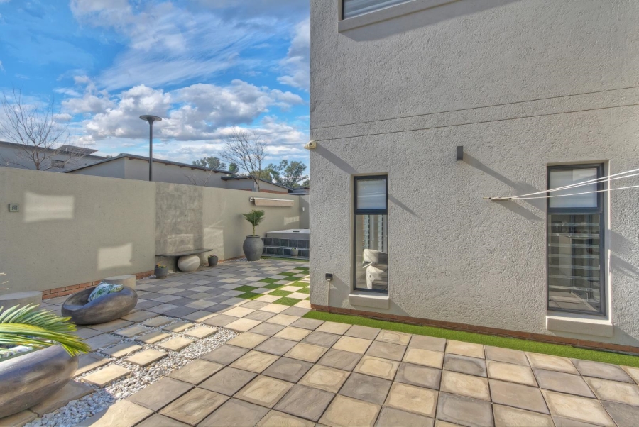 To Let 4 Bedroom Property for Rent in Carlswald Gauteng