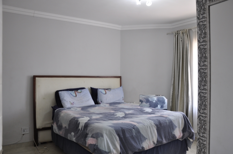 4 Bedroom Property for Sale in Halfway Gardens Gauteng