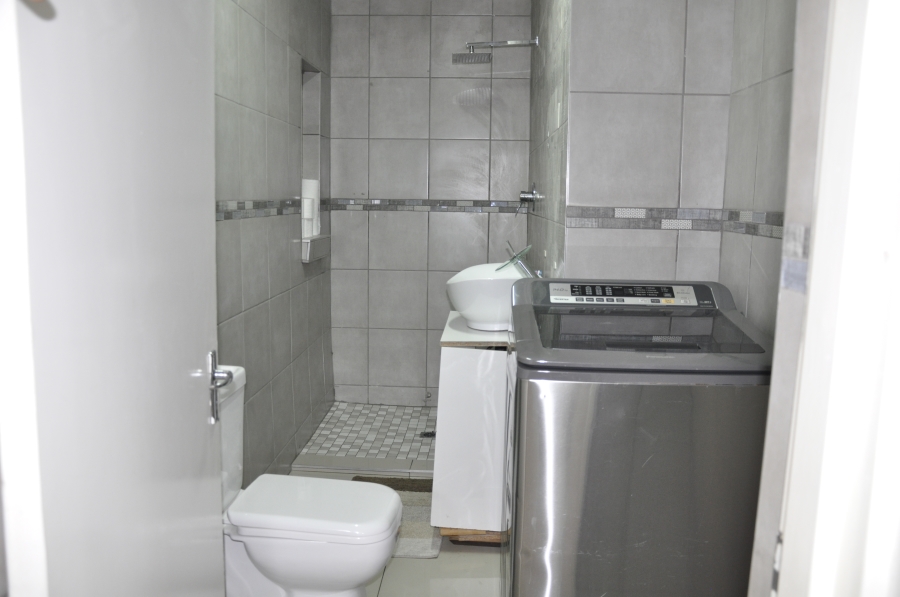 4 Bedroom Property for Sale in Halfway Gardens Gauteng