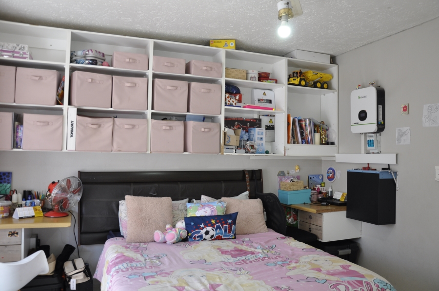 4 Bedroom Property for Sale in Halfway Gardens Gauteng