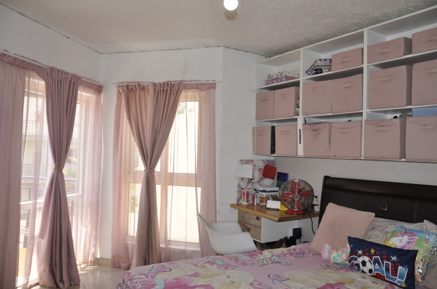 4 Bedroom Property for Sale in Halfway Gardens Gauteng