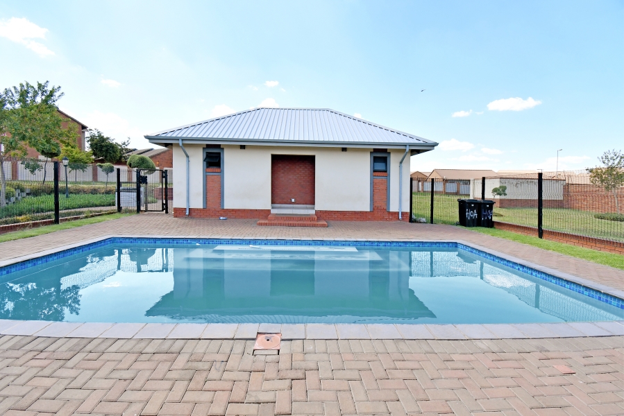2 Bedroom Property for Sale in Sagewood Gauteng