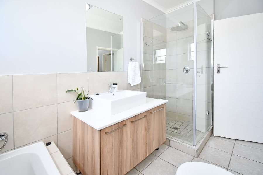 2 Bedroom Property for Sale in Sagewood Gauteng