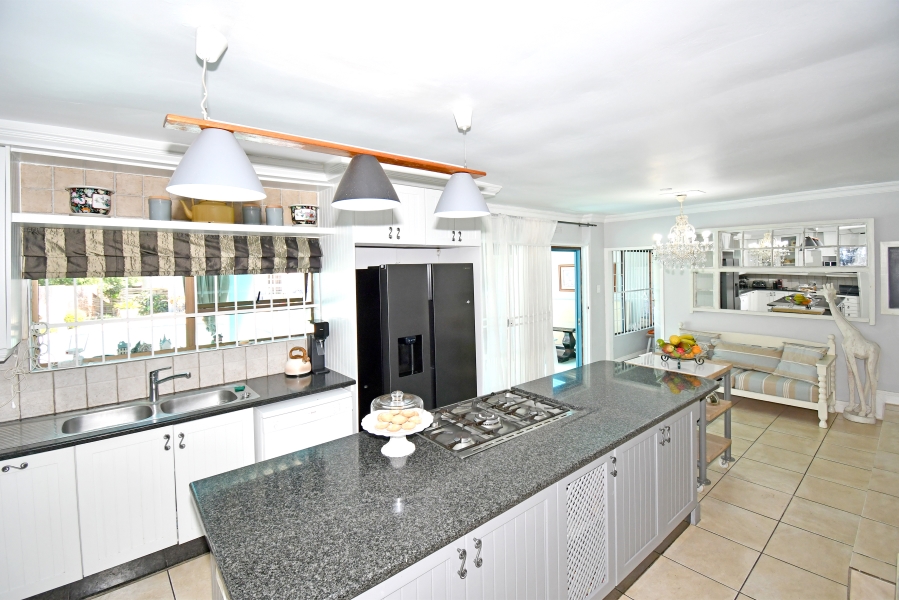 3 Bedroom Property for Sale in Chartwell Gauteng