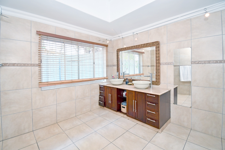 3 Bedroom Property for Sale in Chartwell Gauteng