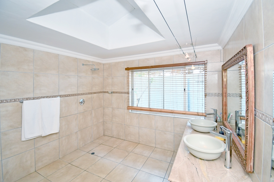 3 Bedroom Property for Sale in Chartwell Gauteng