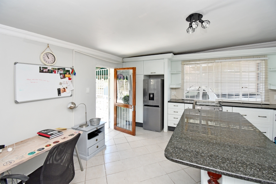 3 Bedroom Property for Sale in Chartwell Gauteng