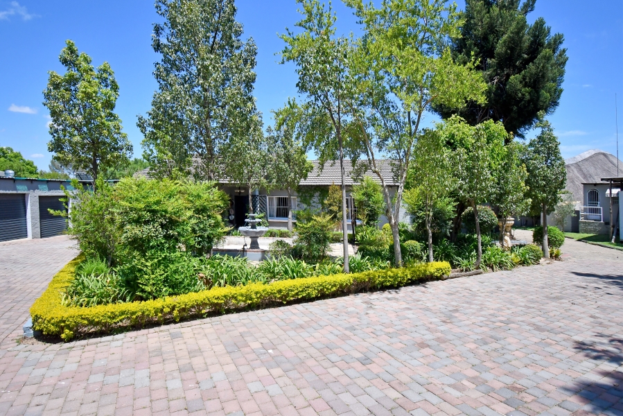 3 Bedroom Property for Sale in Chartwell Gauteng