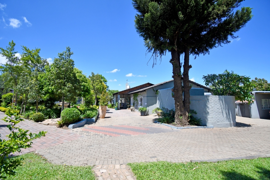 3 Bedroom Property for Sale in Chartwell Gauteng