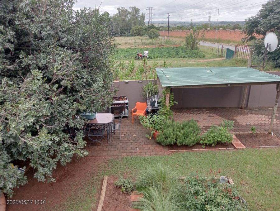3 Bedroom Property for Sale in Chartwell Gauteng