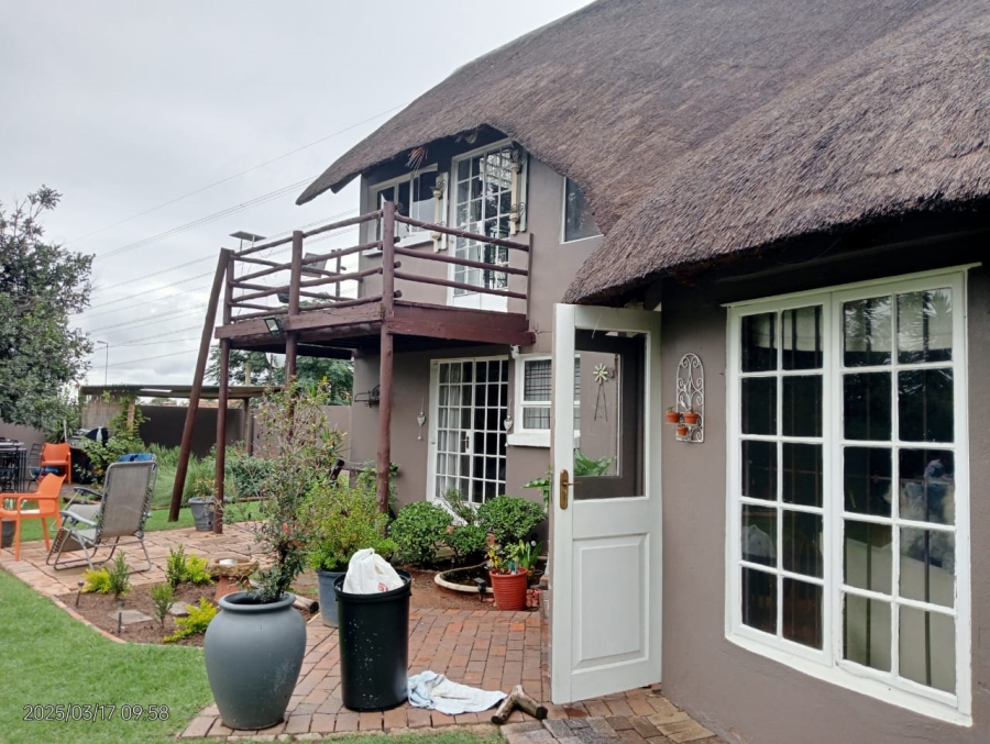 3 Bedroom Property for Sale in Chartwell Gauteng