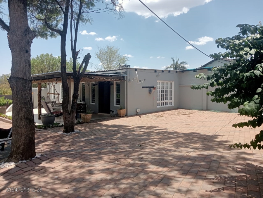 3 Bedroom Property for Sale in Chartwell Gauteng