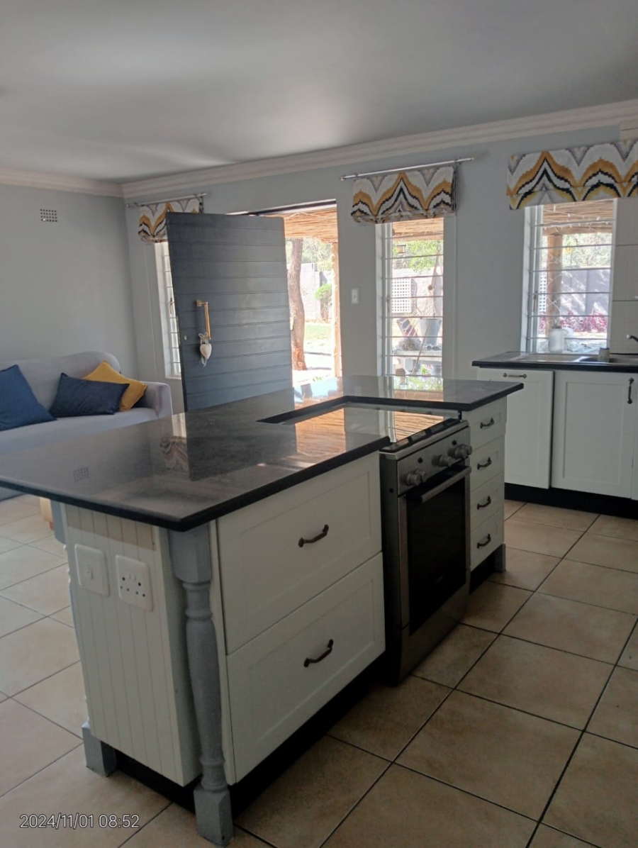 3 Bedroom Property for Sale in Chartwell Gauteng