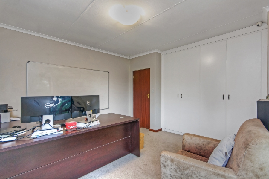 3 Bedroom Property for Sale in Lonehill Gauteng