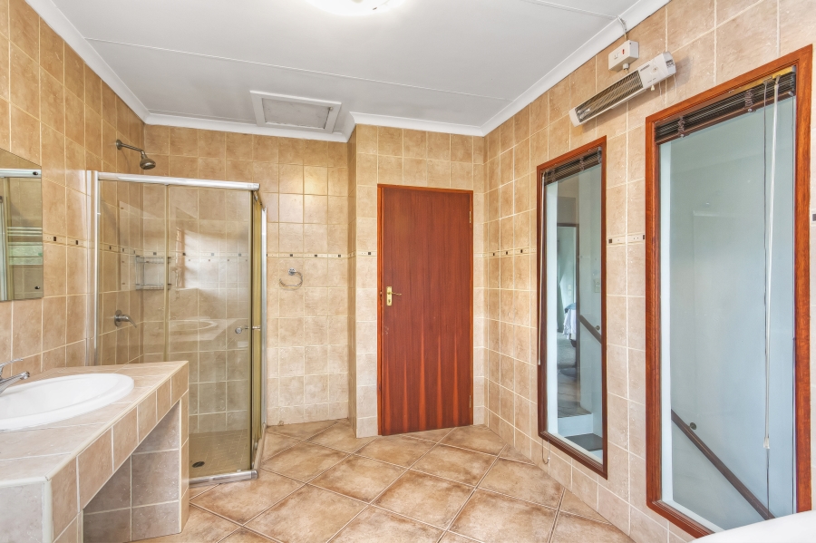 3 Bedroom Property for Sale in Lonehill Gauteng