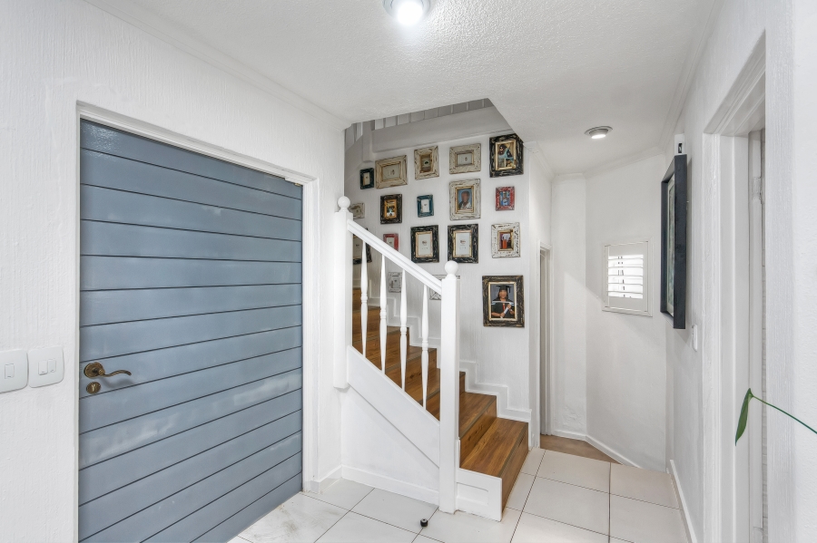 3 Bedroom Property for Sale in Lonehill Gauteng