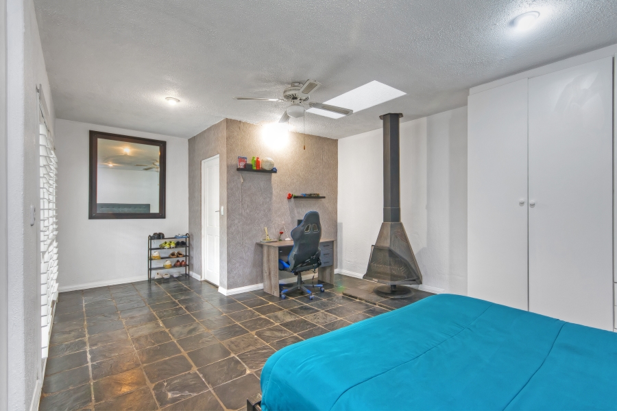 3 Bedroom Property for Sale in Lonehill Gauteng