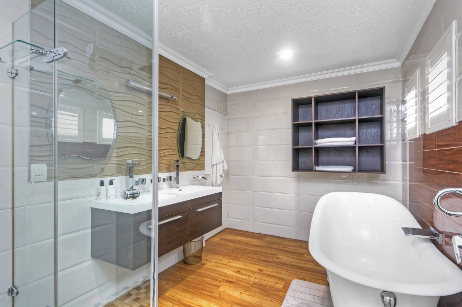 3 Bedroom Property for Sale in Lonehill Gauteng