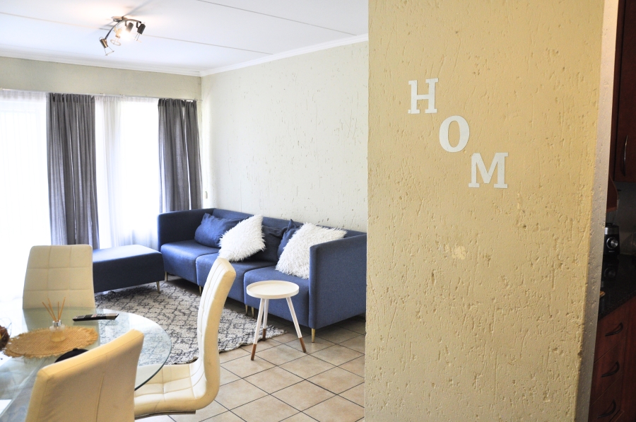 2 Bedroom Property for Sale in Erand Gardens Gauteng