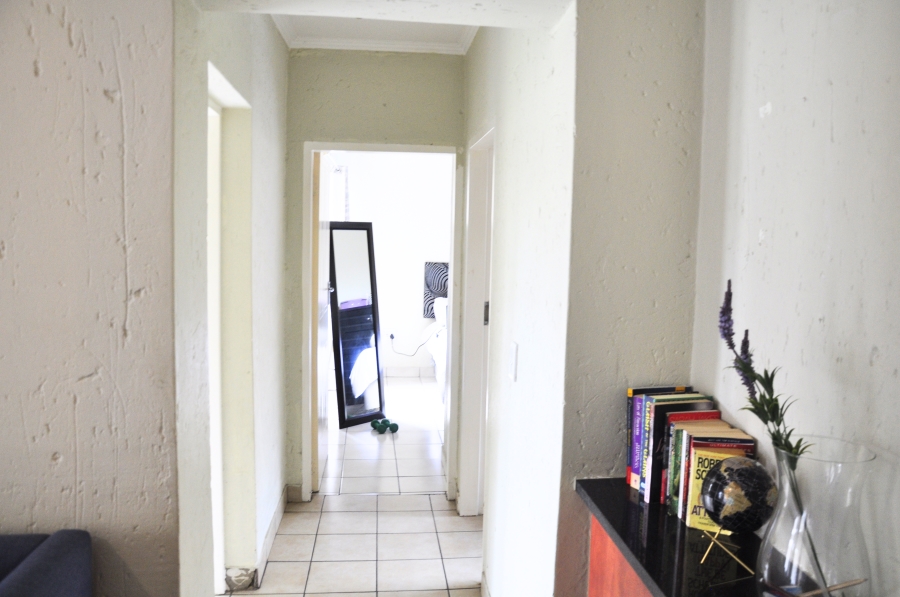 2 Bedroom Property for Sale in Erand Gardens Gauteng