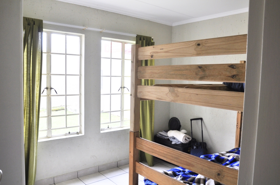 2 Bedroom Property for Sale in Erand Gardens Gauteng