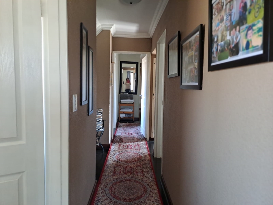 4 Bedroom Property for Sale in Dalpark Gauteng