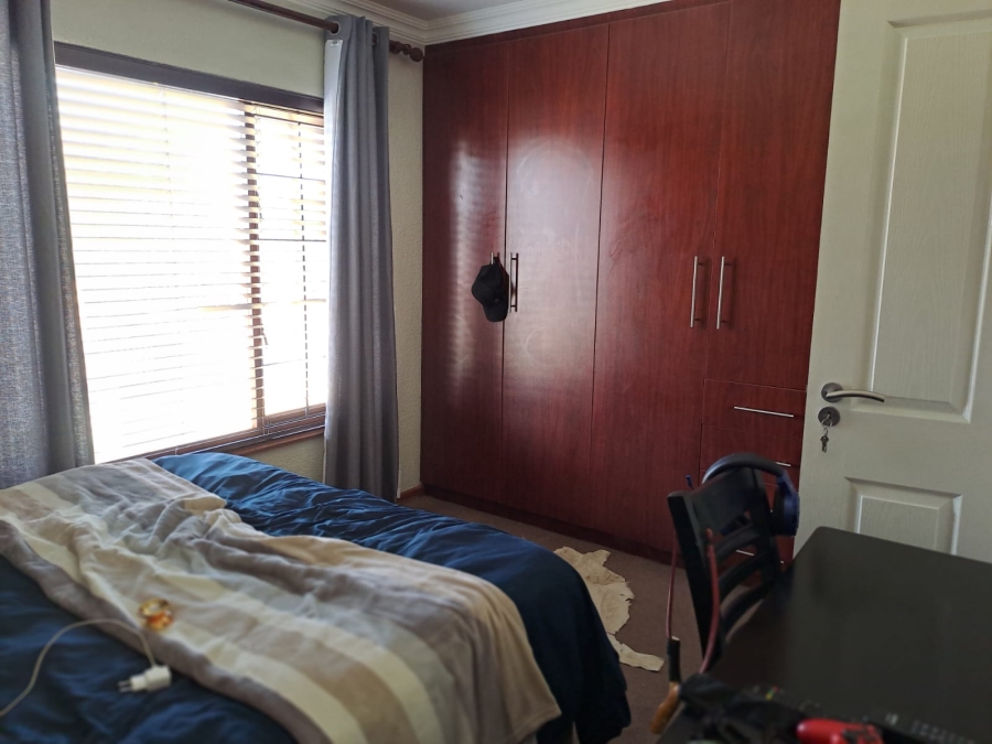 4 Bedroom Property for Sale in Dalpark Gauteng