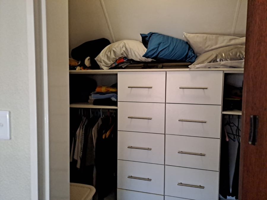 4 Bedroom Property for Sale in Dalpark Gauteng