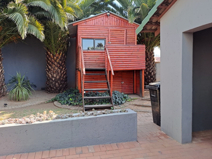 4 Bedroom Property for Sale in Dalpark Gauteng