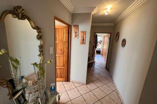 3 Bedroom Property for Sale in Sunward Park Gauteng