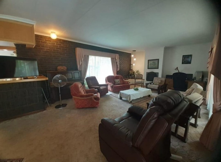 4 Bedroom Property for Sale in Sunward Park Gauteng