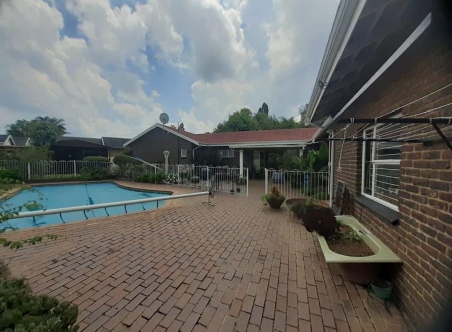 4 Bedroom Property for Sale in Sunward Park Gauteng