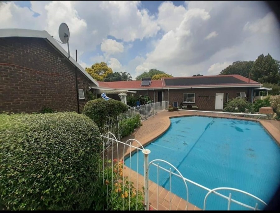 4 Bedroom Property for Sale in Sunward Park Gauteng