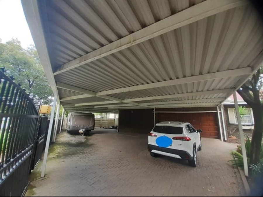 4 Bedroom Property for Sale in Sunward Park Gauteng