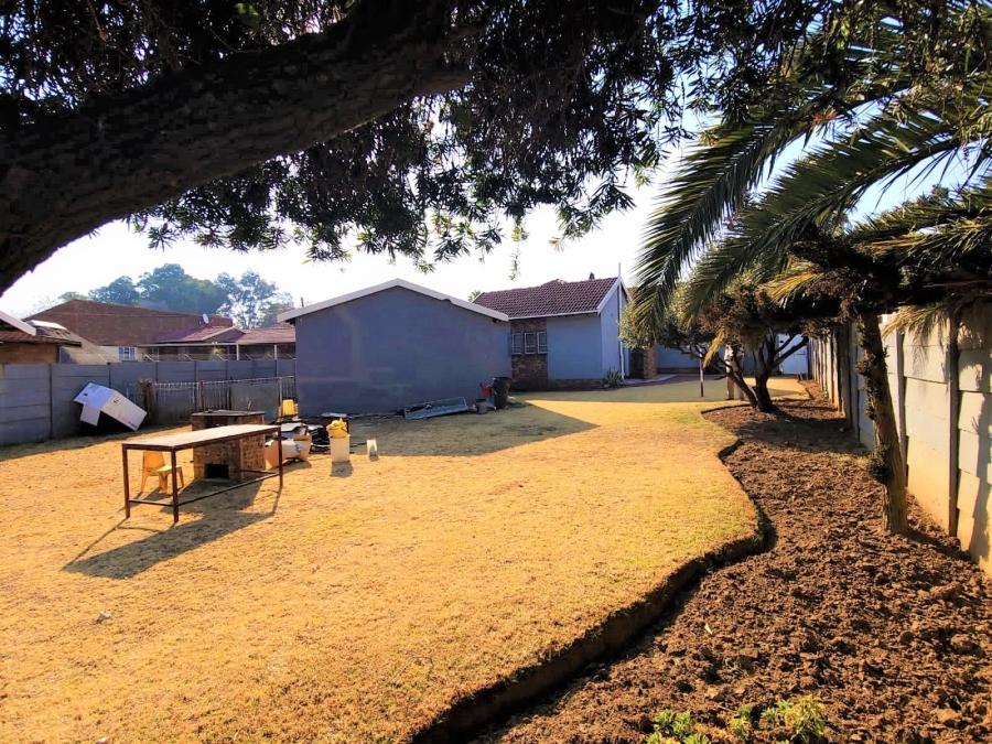 4 Bedroom Property for Sale in Dersley Gauteng