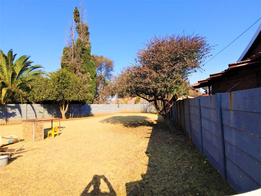 4 Bedroom Property for Sale in Dersley Gauteng